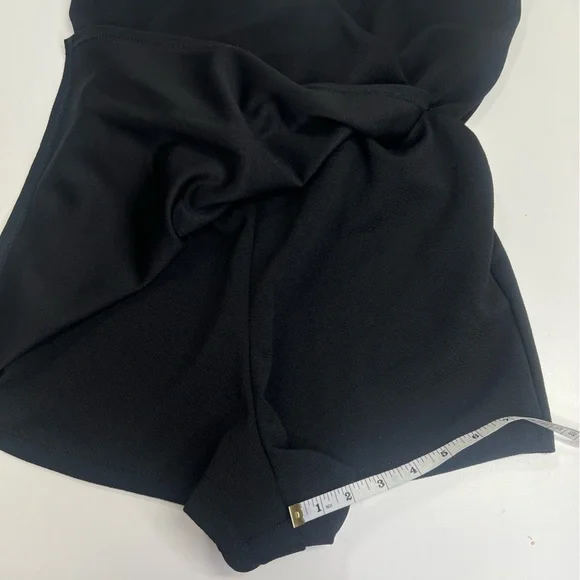 Urban Outfitters Kimchi Blue Drapey Surplice Skort Romper in Black Size Small - Picture 10 of 14